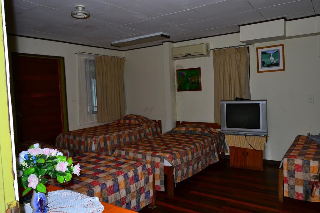 Hotel Sierpe River חדר תמונה