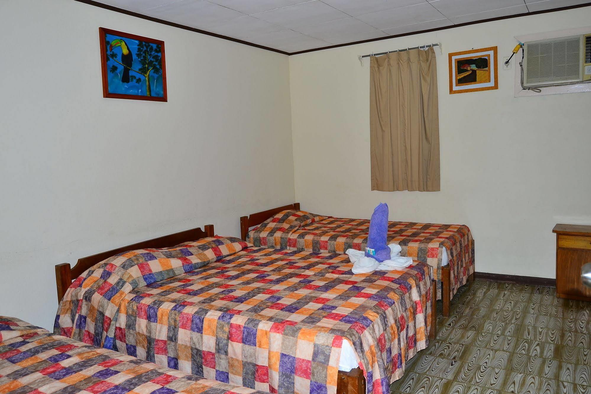 Hotel Sierpe River מראה חיצוני תמונה